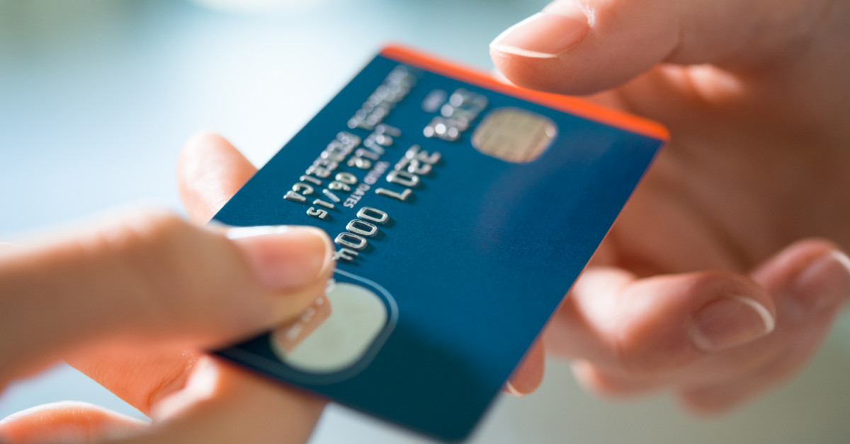 7 Cuidados para não cair em golpes de cartões de empréstimos falsos